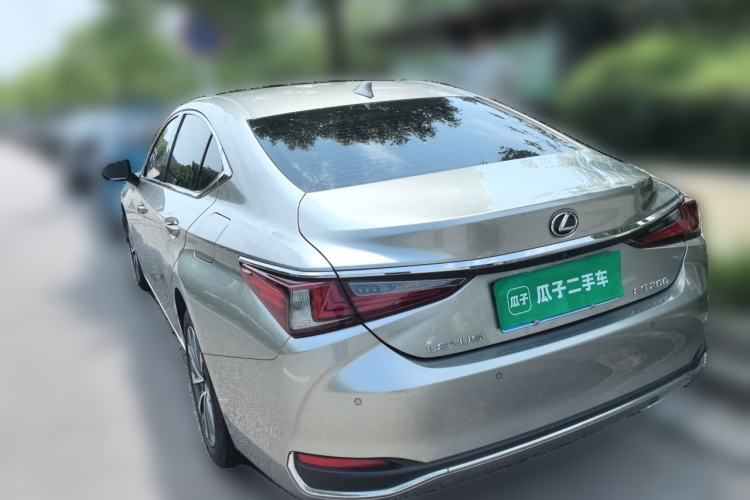 Used Lexus ES 2023 200 Excellence Edition Exterior 3