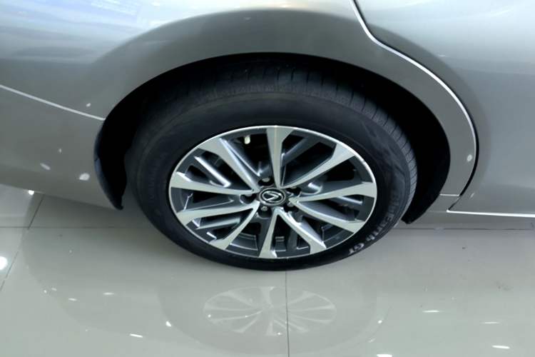 Used Lexus ES 2023 200 Excellence Edition Exterior 5