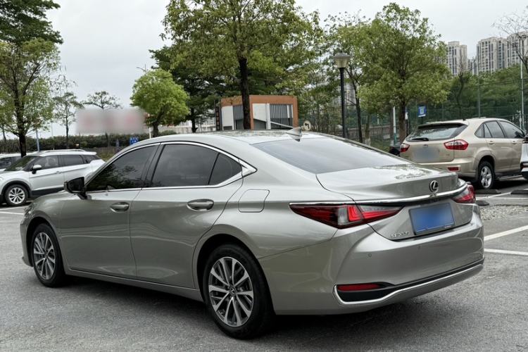 Used Lexus ES 2023 200 Excellence Edition Exterior 5