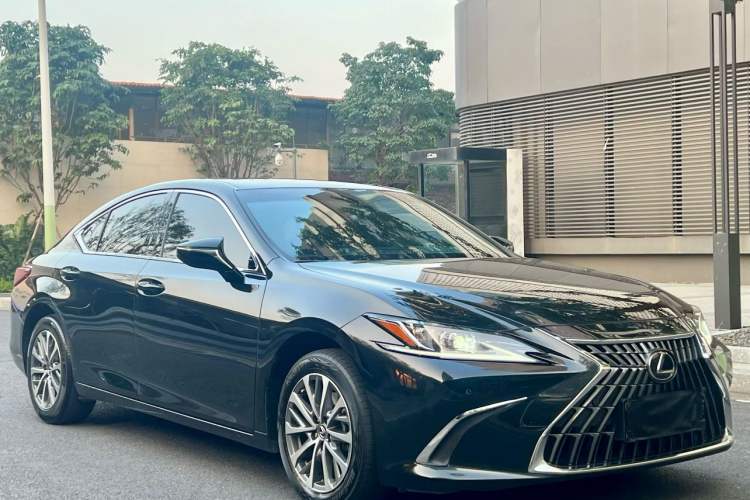Used Lexus ES 2023 200 Excellence Edition Exterior 7