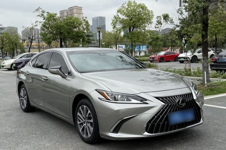 Used Lexus ES 2023 200 Excellence Edition Exterior 7