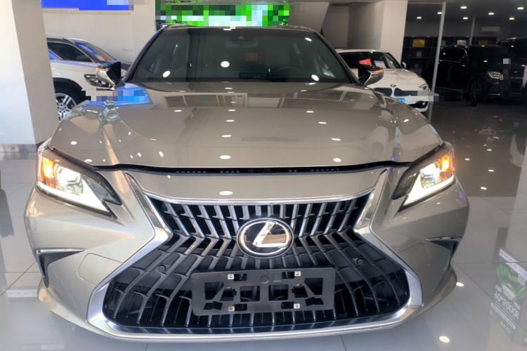 Used Lexus ES 2023 200 Excellence Edition Front