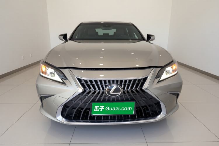 Used Lexus ES 2023 200 Excellence Edition Front