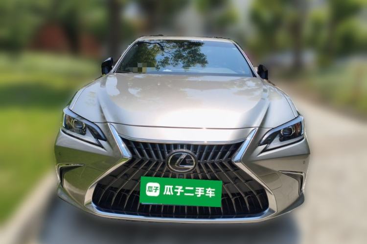 Used Lexus ES 2023 200 Excellence Edition Front