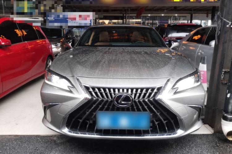 Used Lexus ES 2023 200 Excellence Edition Front