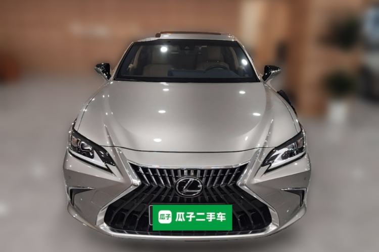 Used Lexus ES 2023 200 Excellence Edition Front