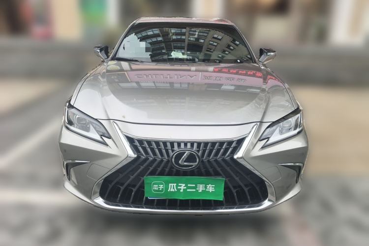 Used Lexus ES 2023 200 Excellence Edition Front