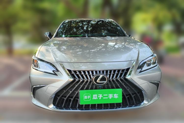 Used Lexus ES 2023 200 Excellence Edition Front