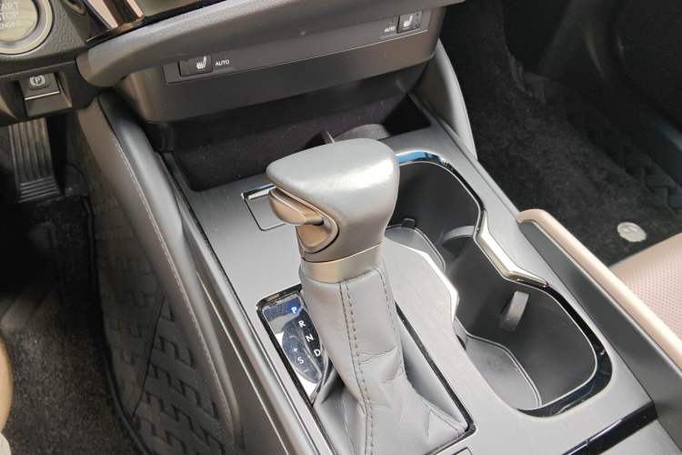 Used Lexus ES 2023 260 Excellence Edition Gear Lever