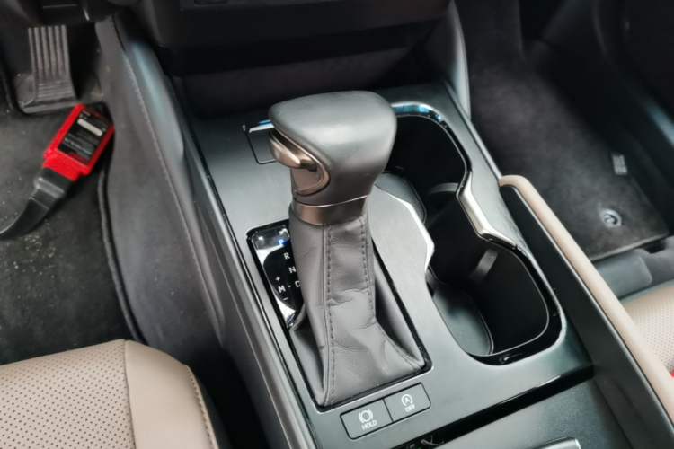 Used Lexus ES 2023 200 Excellence Edition Gear Lever