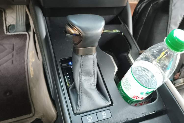 Used Lexus ES 2023 200 Excellence Edition Gear Lever