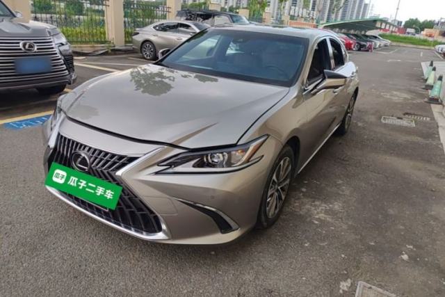 Used Lexus ES 2023 200 Excellence Edition