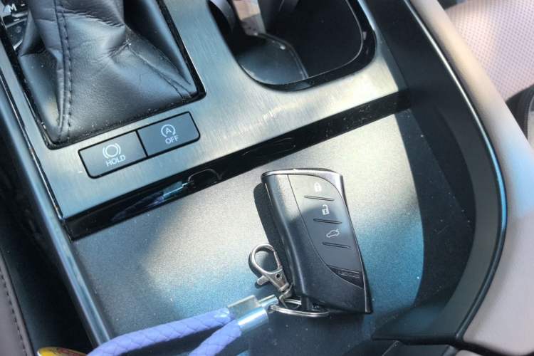 Used Lexus ES 2023 200 Excellence Edition Interior 1