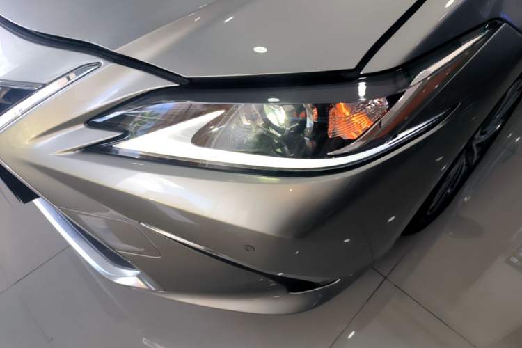 Used Lexus ES 2023 200 Excellence Edition Left Front Headlight