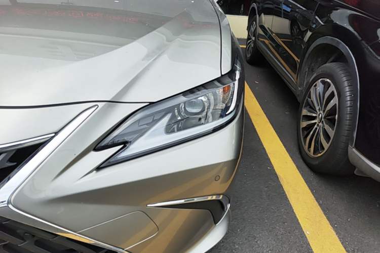 Used Lexus ES 2023 200 Excellence Edition Left Front Headlight