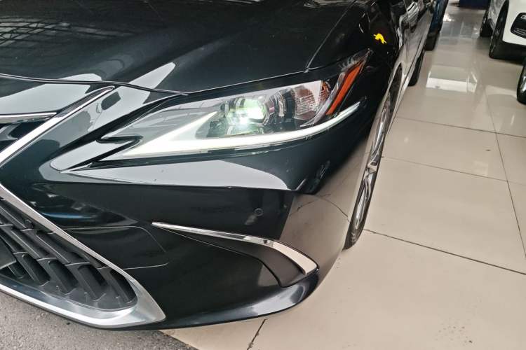 Used Lexus ES 2023 200 Excellence Edition Left Front Headlight