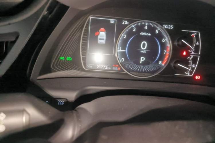 Used Lexus ES 2023 200 Excellence Edition Odometer Close Up