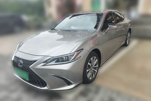 Used Lexus ES 2023 200 Excellence Edition