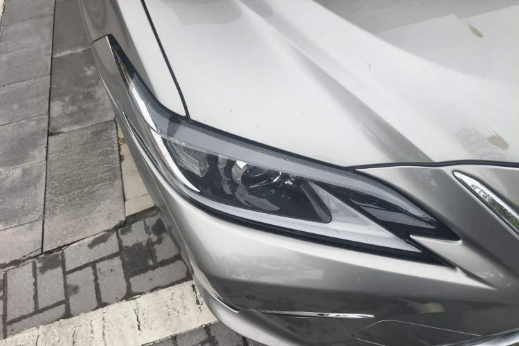 Used Lexus ES 2023 200 Excellence Edition Right Front Headlight