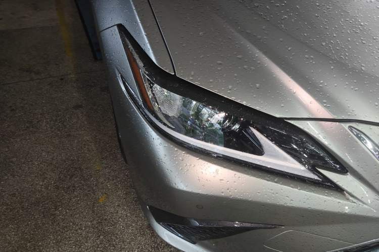 Used Lexus ES 2023 200 Luxury Edition Right Front Headlight