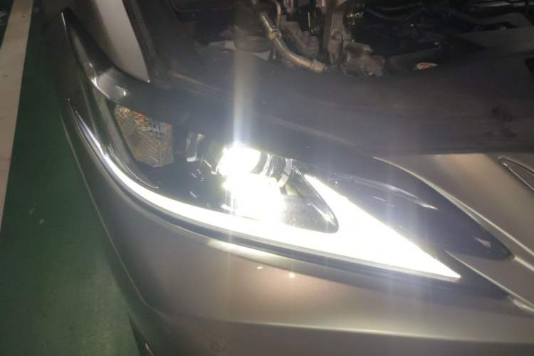 Used Lexus ES 2023 200 Excellence Edition Right Front Headlight