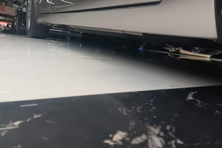 Used Lexus ES 2023 200 Excellence Edition Right Side Sill