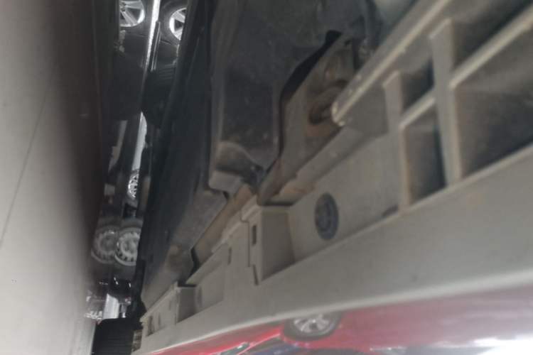 Used Lexus ES 2023 200 Excellence Edition Right Side Sill