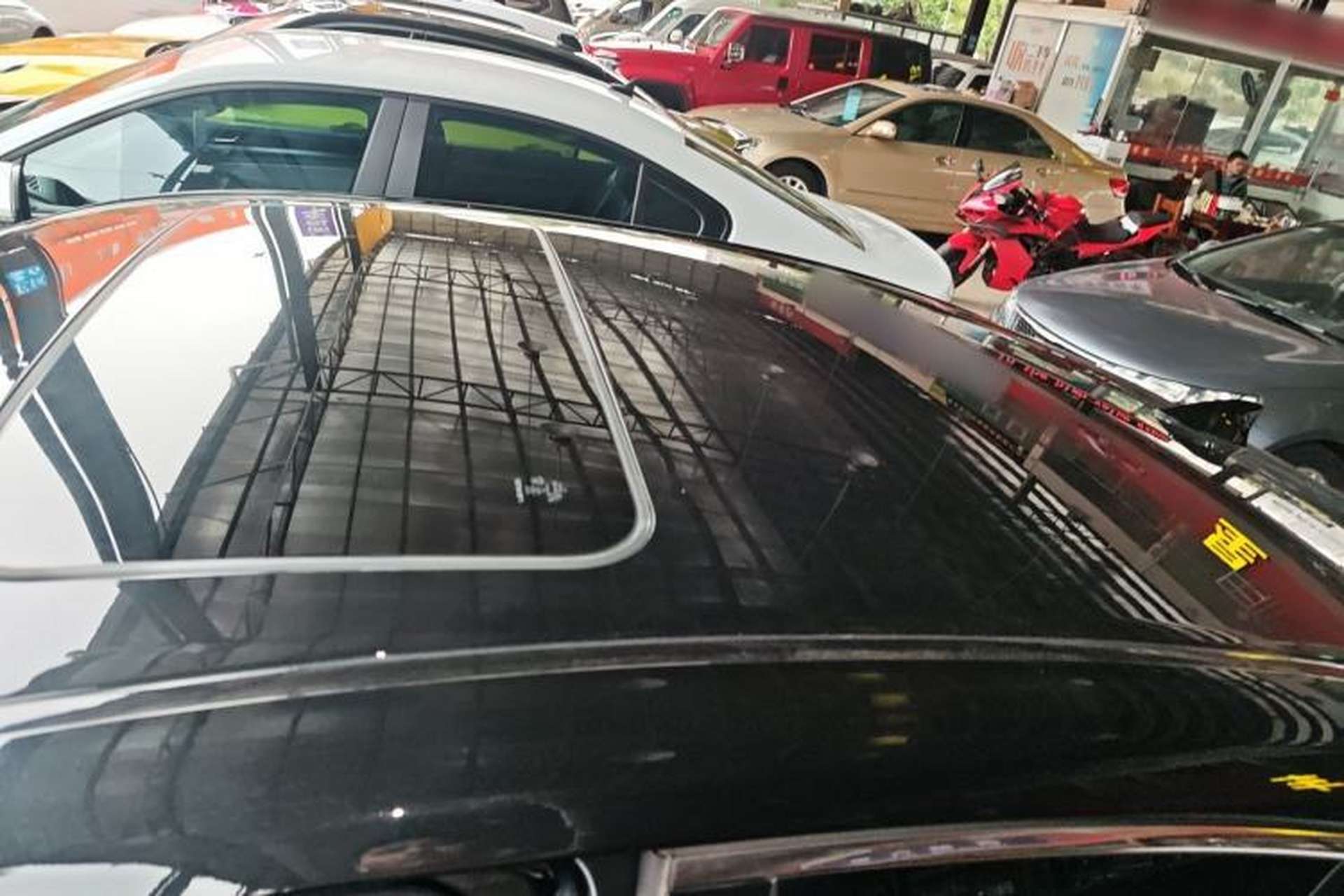 Used Lexus ES 2023 200 Excellence Edition Roof