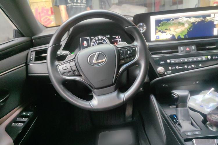Used Lexus ES 2023 200 Excellence Edition Steering Wheel