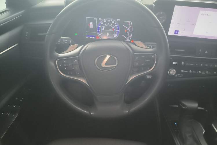 Used Lexus ES 2023 200 Excellence Edition Steering Wheel