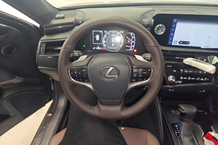 Used Lexus ES 2023 200 Excellence Edition Steering Wheel