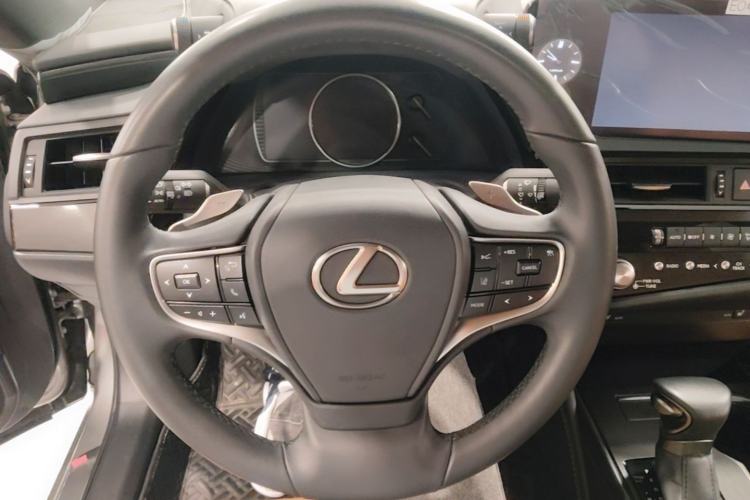 Used Lexus ES 2023 200 Excellence Edition Steering Wheel