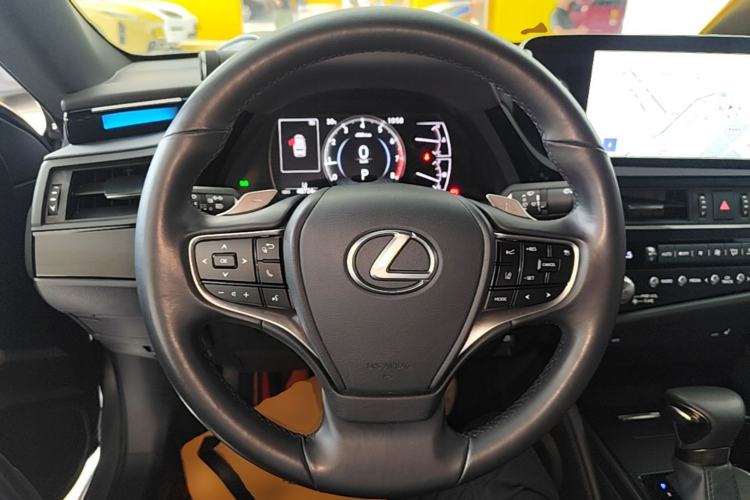 Used Lexus ES 2023 200 Excellence Edition Steering Wheel