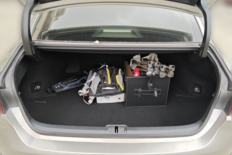 Used Lexus ES 2023 260 Excellence Edition Trunk