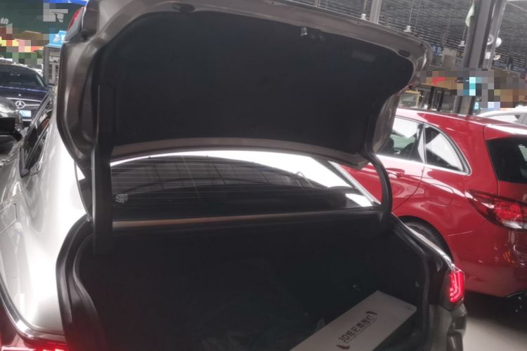 Used Lexus ES 2023 200 Excellence Edition Trunk