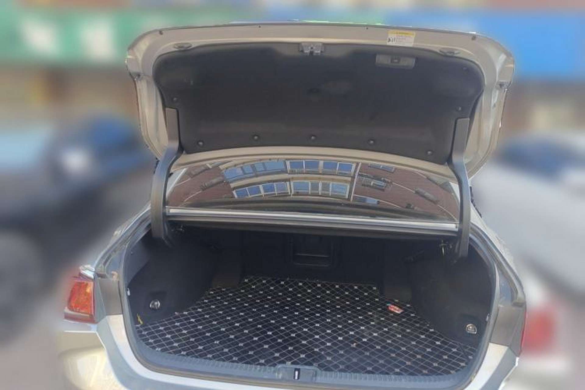 Used Lexus ES 2023 200 Excellence Edition Trunk