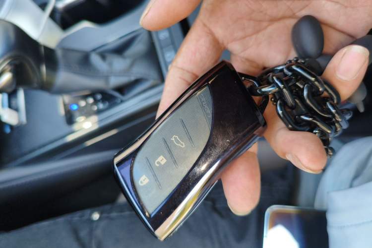 Used Lexus ES 2023 200 Excellence Edition Vehicle Key
