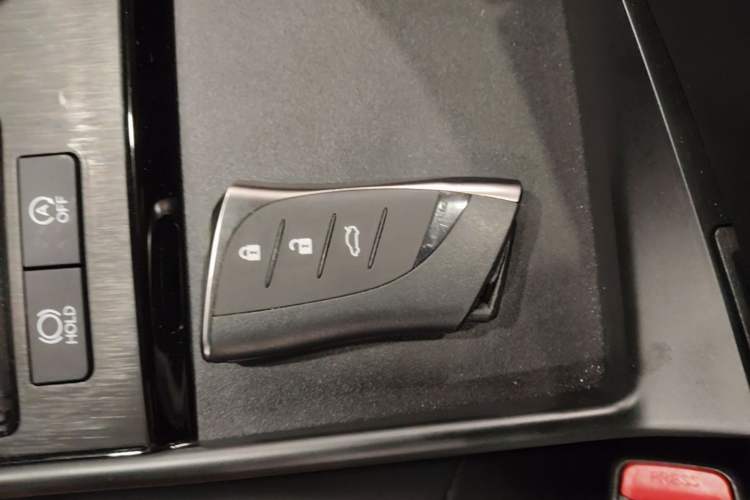 Used Lexus ES 2023 200 Excellence Edition Vehicle Key