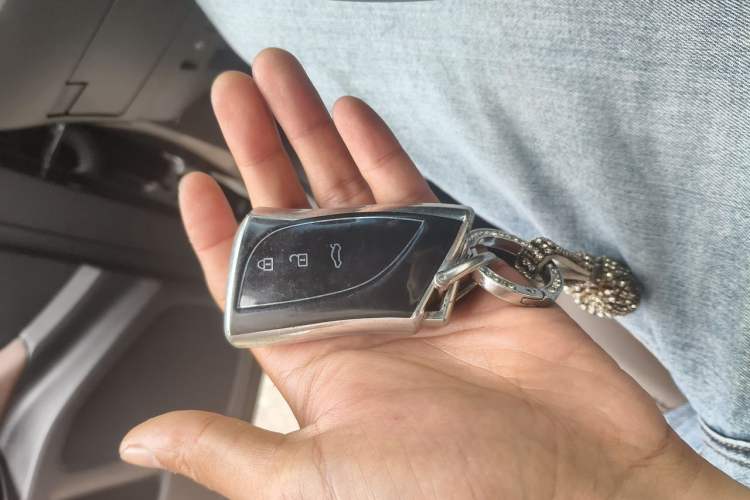 Used Lexus ES 2023 200 Excellence Edition Vehicle Key