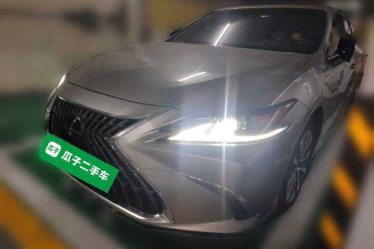 Used Lexus ES 2023 200 Excellence Edition Guazi used car, China used car export, Used car for sale, Used  cars, Cheapest cars for sale
