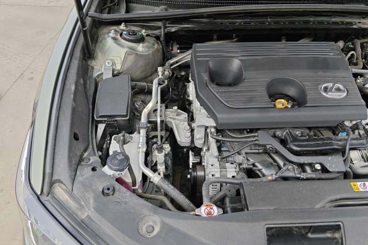 Used Lexus ES 2023 200 Luxury Edition Engine Bay Right