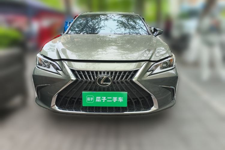Used Lexus ES 2023 200 Excellence Edition Front