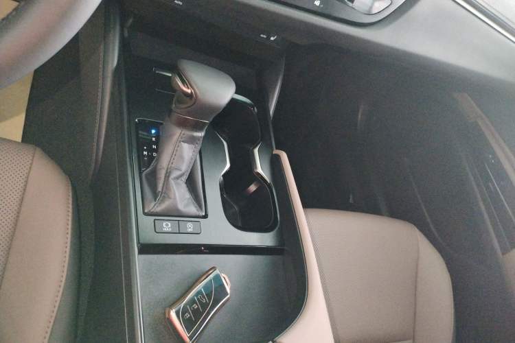 Used Lexus ES 2023 200 Excellence Edition Gear Lever