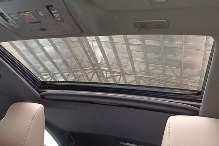 Used Lexus ES 2023 200 Excellence Edition Headliner