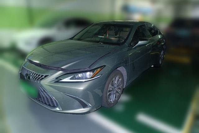 Used Lexus ES 2023 200 Excellence Edition