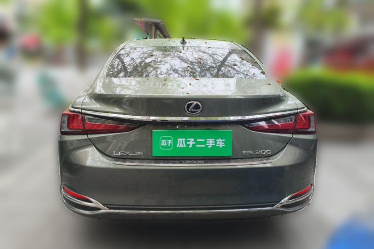 Used Lexus ES 2023 200 Excellence Edition Rear