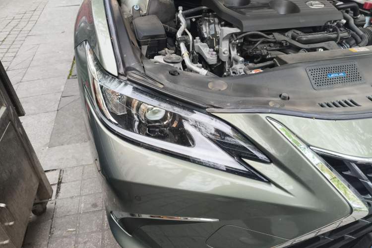 Used Lexus ES 2023 200 Excellence Edition Right Front Headlight
