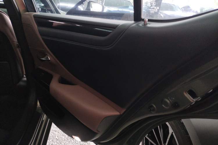 Used Lexus ES 2023 200 Excellence Edition Right Rear Door Interior