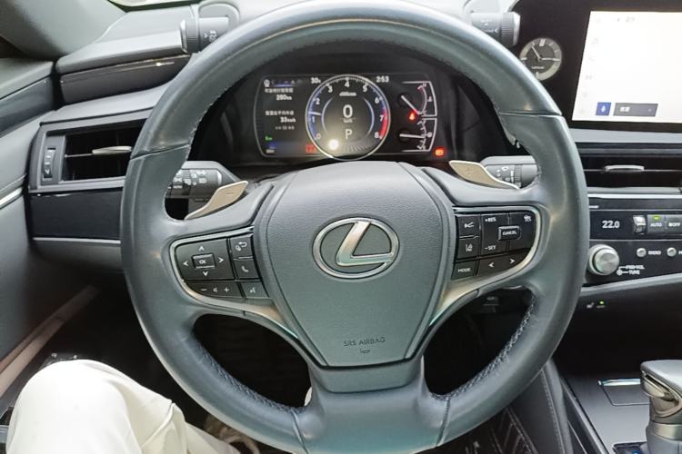 Used Lexus ES 2023 200 Excellence Edition Steering Wheel