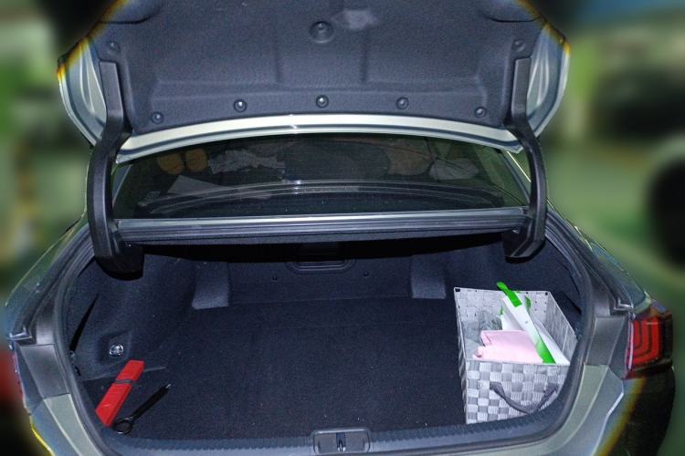Used Lexus ES 2023 200 Excellence Edition Trunk